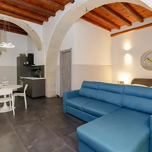 Casa vacanze Le Dimore Del Mito -gaia-, Syracuse